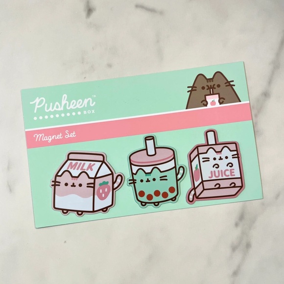 FACTORY SEALED BRAND NEW Kawaii Spring 2023 Pusheen Box Strawberry Milk Sips - Picture 7 of 11